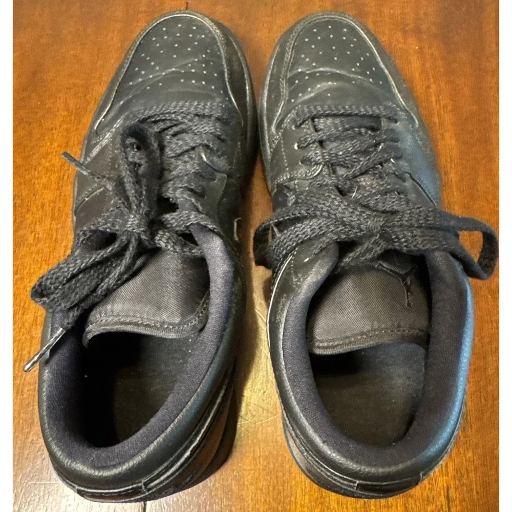 Nike Air Jordan 1 Low Triple Black 553558-017 Men's Size 8 Leather Sneakers